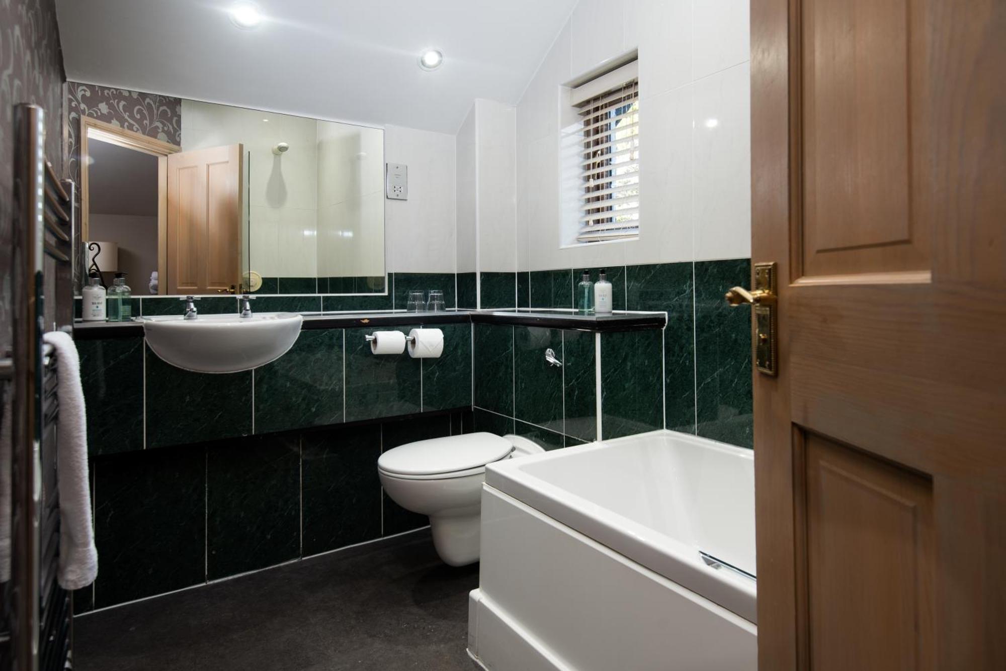 Windermere Rooms At The Wateredge Inn Ambleside Kültér fotó